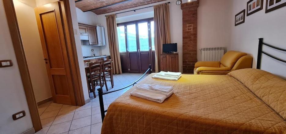 Oasi Del Grillo Aparthotel Castelnuovo Berardenga Eksteriør bilde